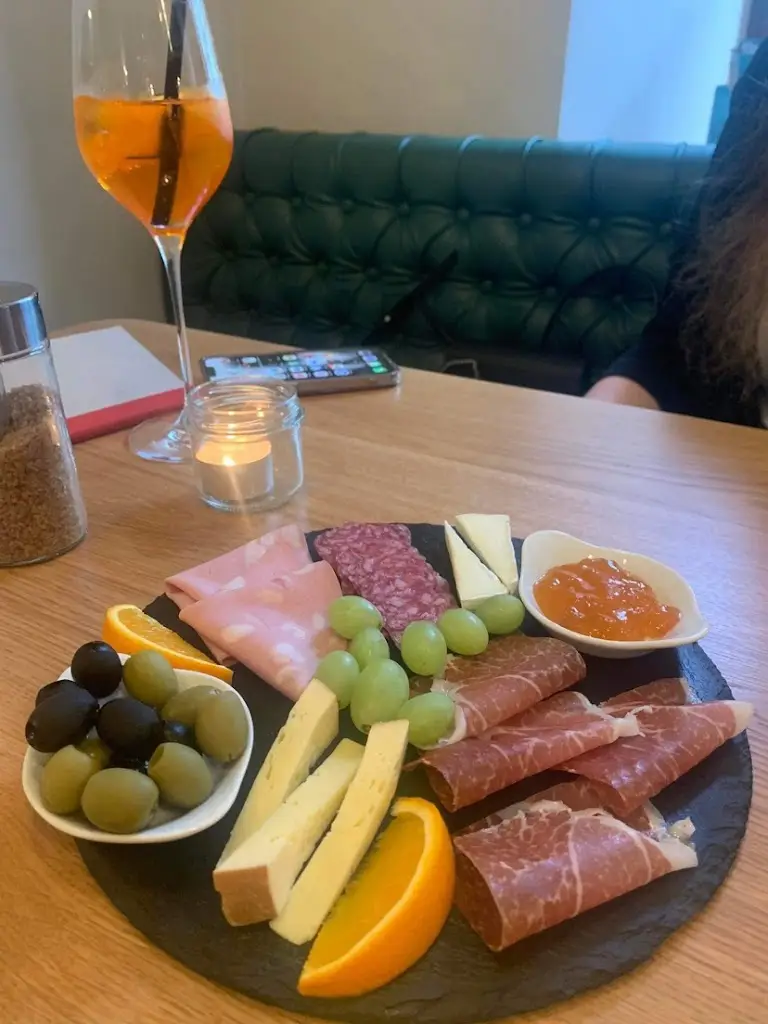 Simona Pacnerová_Kräm Bistro & Wine_Klatovy_review