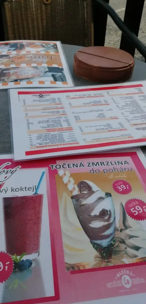 Menu_Patisserie Cafe Milk_Klatovy_image_3