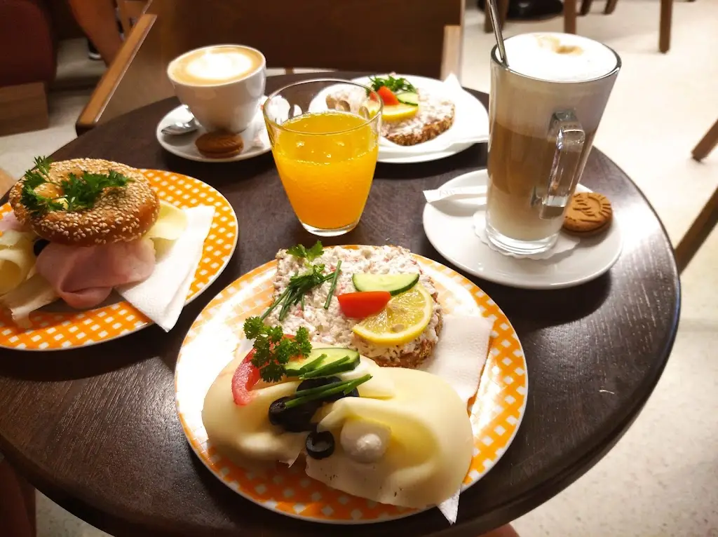 Patisserie Cafe Milk_Klatovy_slider_image_3