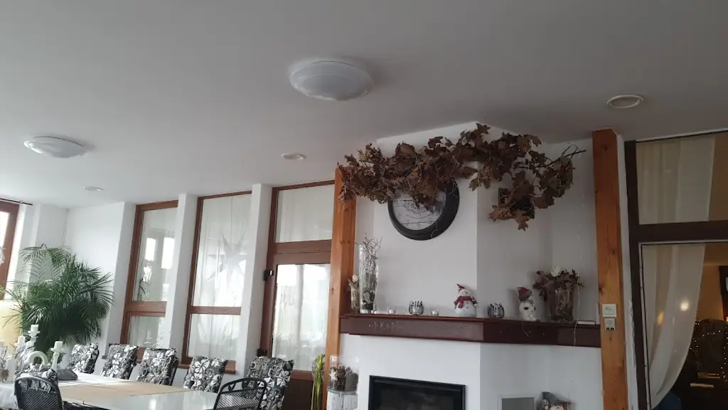 Rolf van der Kwaak_Motorest - pension U Hrachů, s.r.o._Klatovy_review