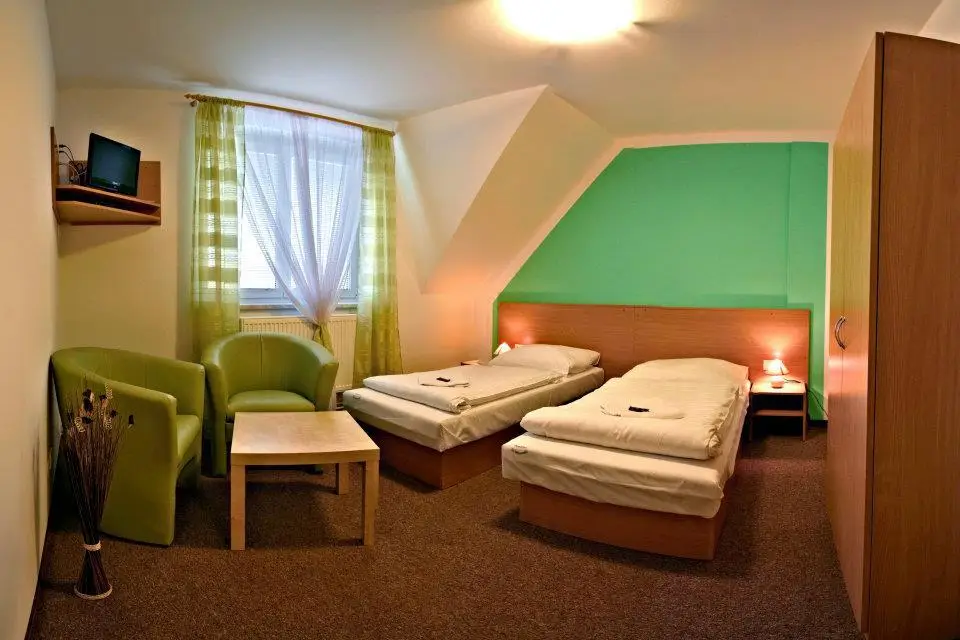 Motorest - pension U Hrachů, s.r.o._Klatovy_slider_image_2