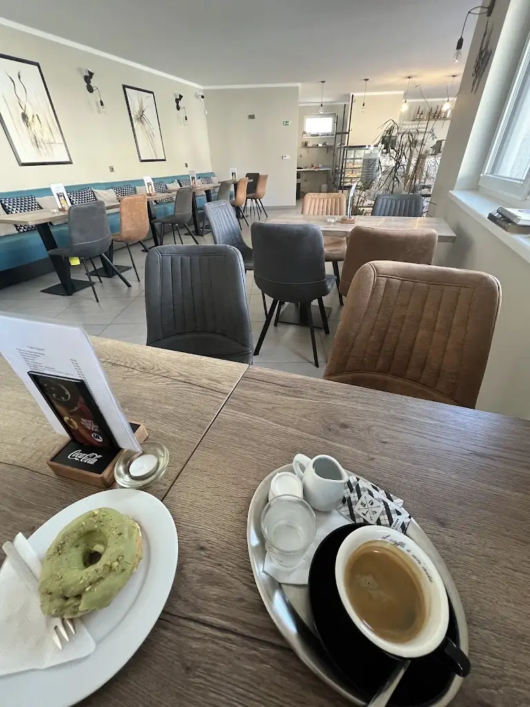 Kavárna Okružní s.r.o._Horažďovice_slider_image_3