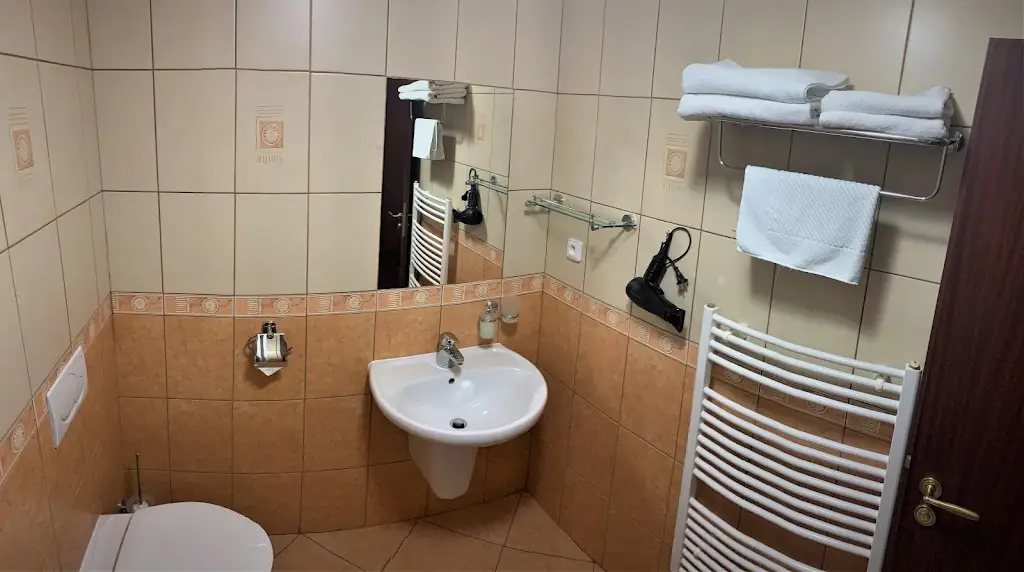 Hotel Bílý Beránek Kralovice - Restaurant - Bowling - Zahrádka_Kožlany_slider_image_3