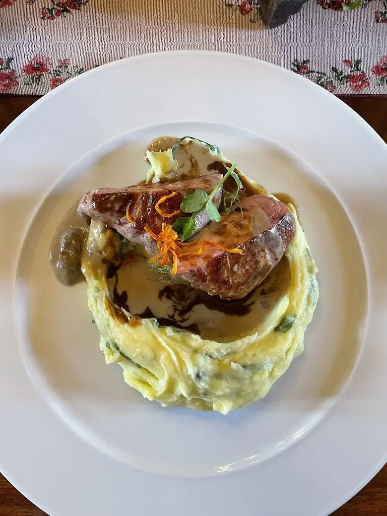 Sara B_Zámecká krčma U rudolfovy kratochvíle_Kožlany_review