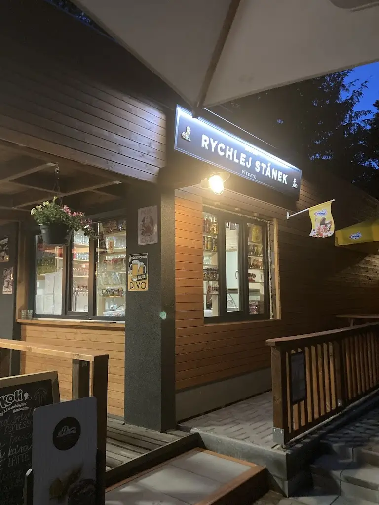 Rychlej stánek-bistro ristorante a Nová Bystřice