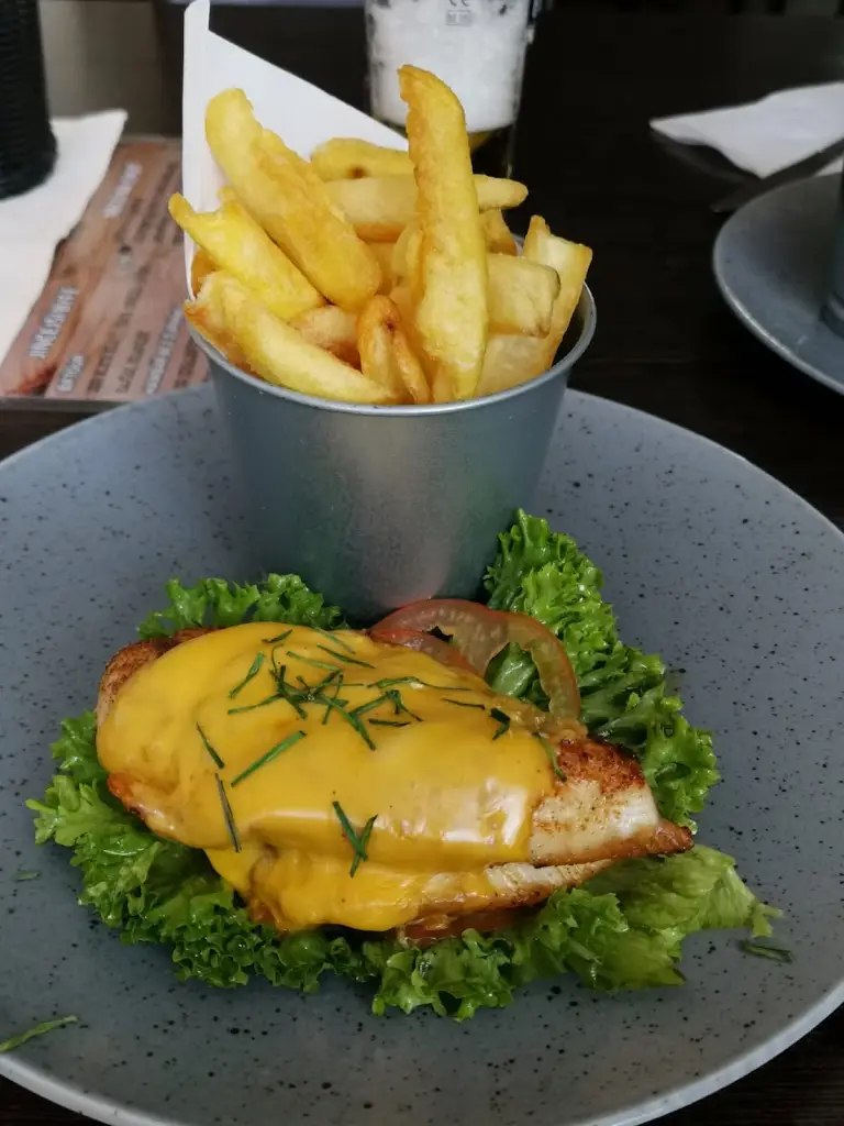 Láďa Plochý (Kato)_Ludus_Nýrsko_review