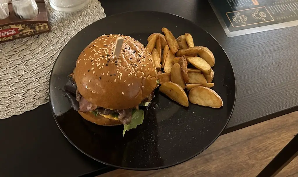 David Zdražil_Ludus_Nýrsko_review