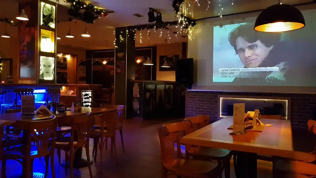 Milano Restaurace & Bar_Nýrsko_slider_image_2