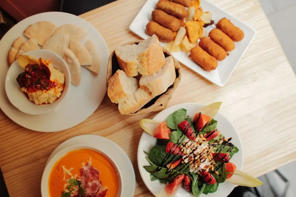 Taberna el Sur de Huertas_Bernartice_slider_image_2