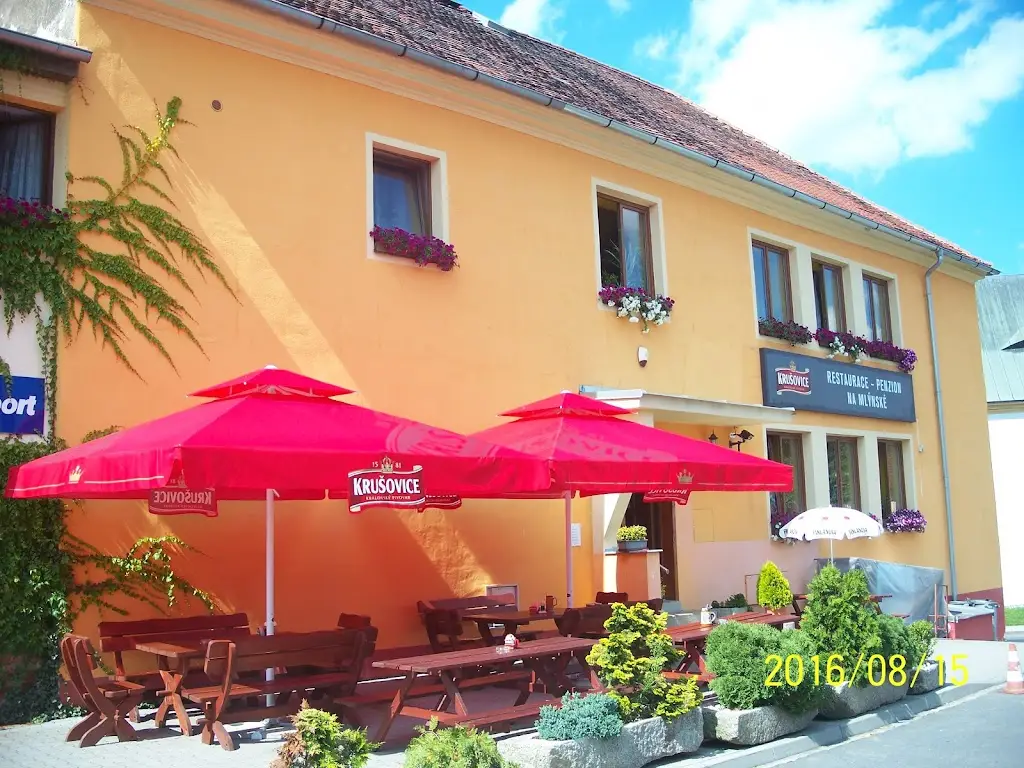Restaurace Na Mlýnské restaurant in Staňkov