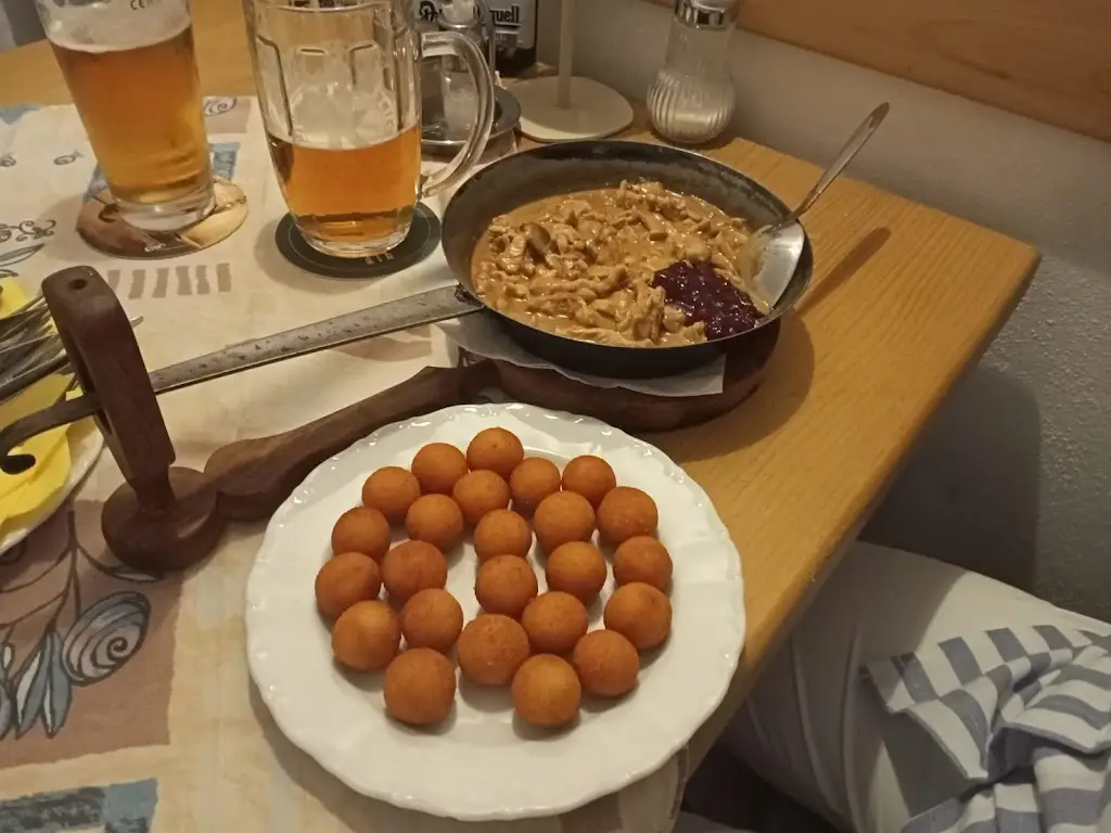 Naďa Doušová_PENZION A RESTAURACE U ZÁMKU-Hanuš Michal_Nová Včelnice_review