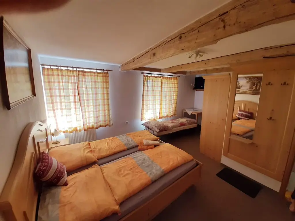 PENZION A RESTAURACE U ZÁMKU-Hanuš Michal restaurant in Nová Včelnice