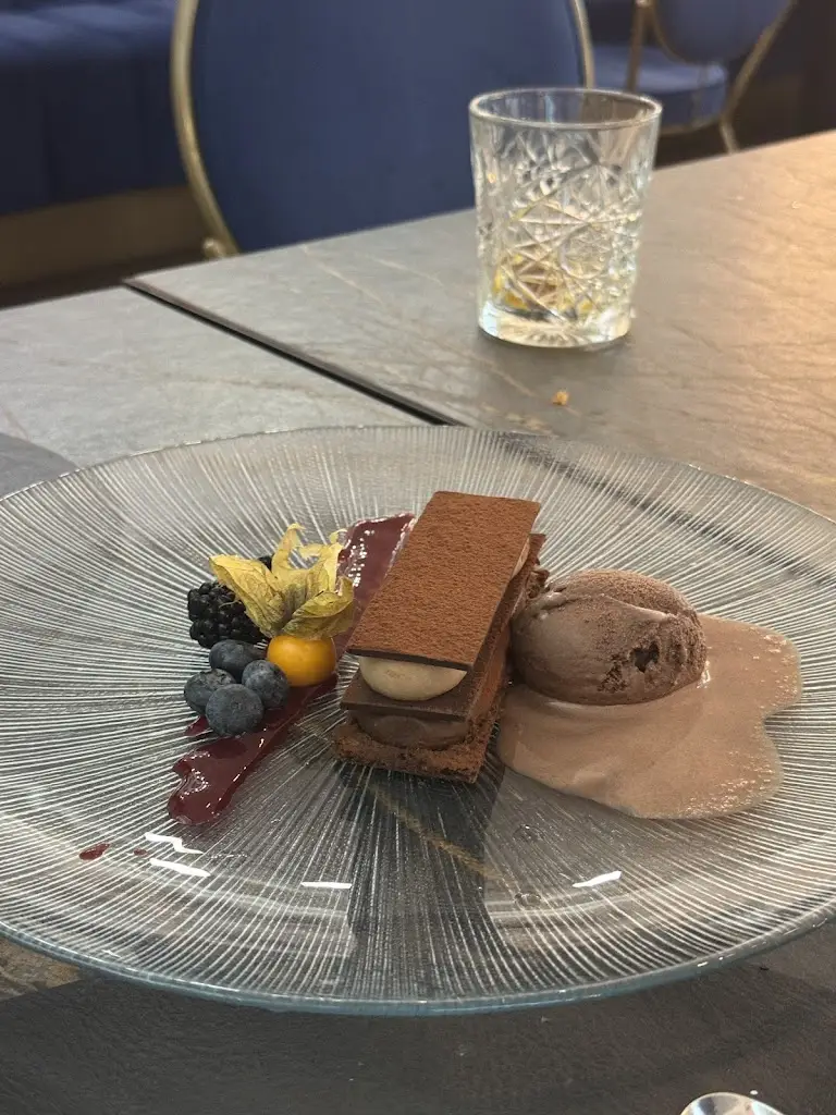 Cypress Cooper_GastroVía 61 – Grupotel Mayorazgo_Stráž_review