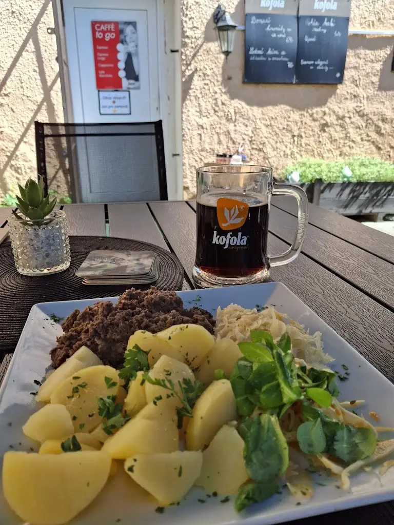 Manuel Civitillo_Restaurace Pikolka_Šťáhlavy_review