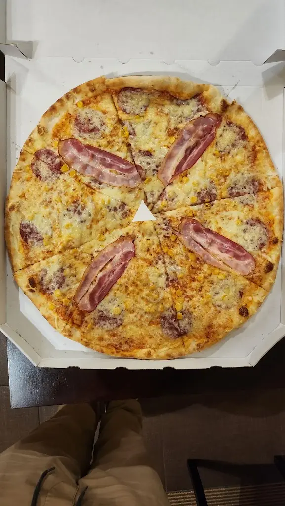 Pizzeria Avanti_Přeštice_slider_image_3