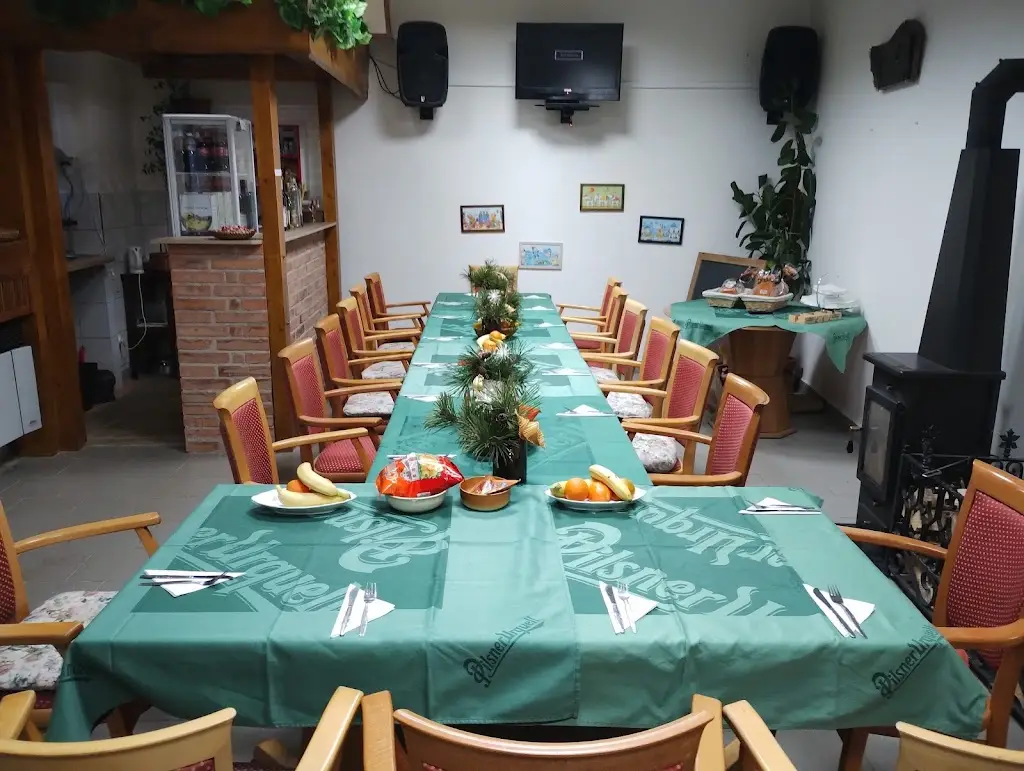 Kavárna - Herna restaurant in Nová Včelnice