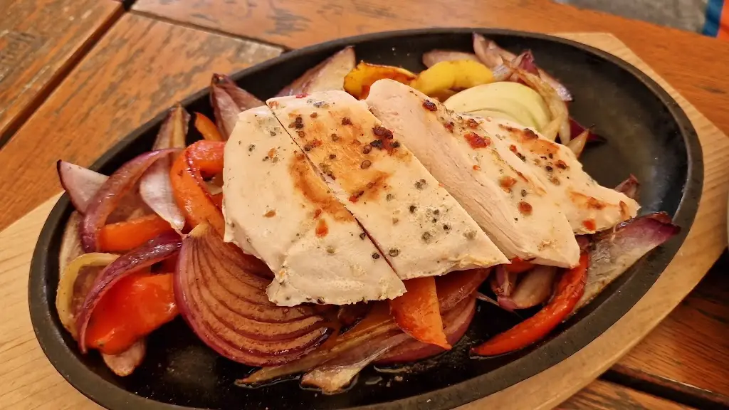 Staroplzenecká restaurace_Starý Plzenec_slider_image_2