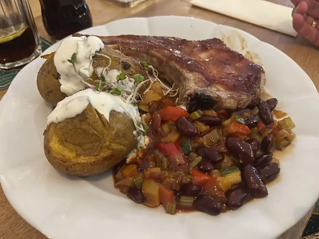 Marcel Molendijk_Pípa & Vývrtka restaurace_Sušice_review