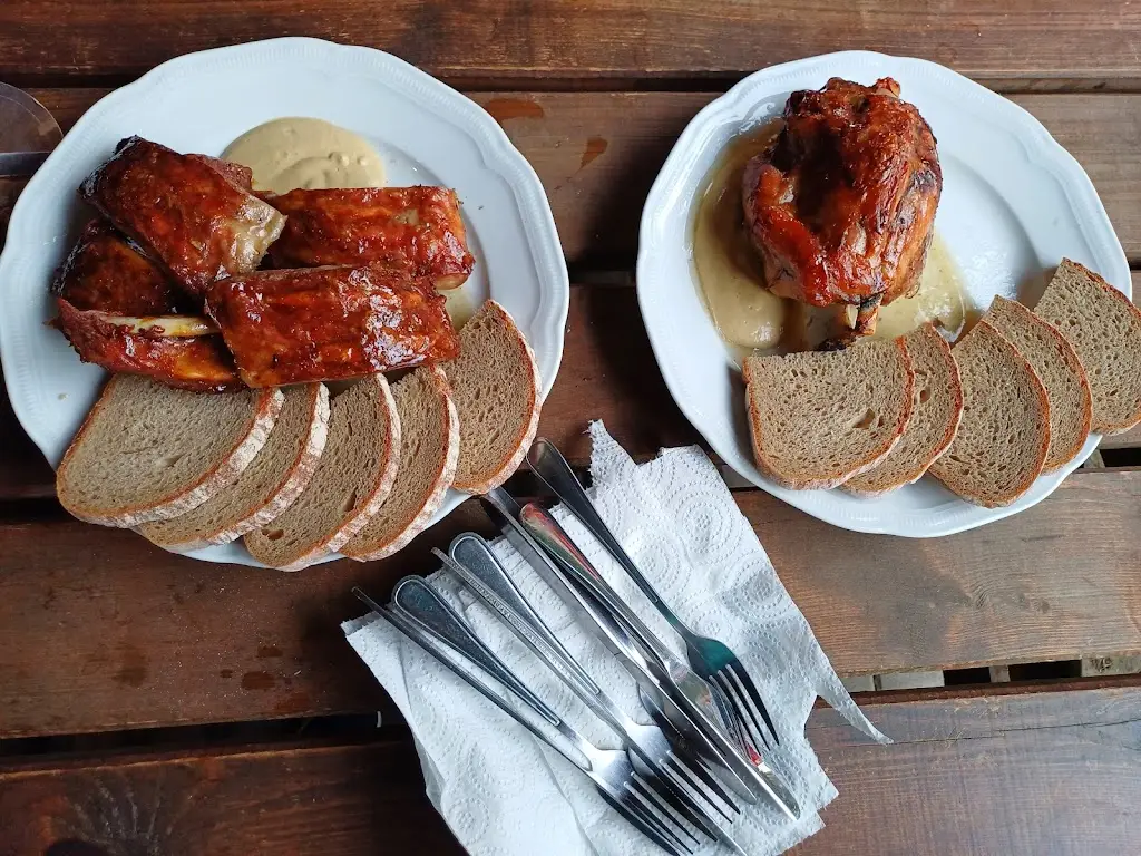 Hospůdka Sokol Jahodnice ristorante a Hostavice