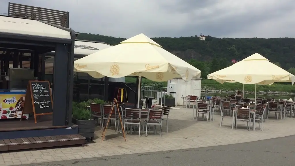 Rosmarina Restaurant_Hodkovičky_slider_image_2