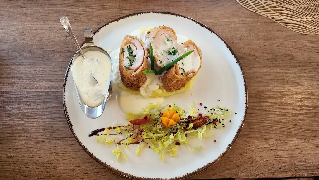 Menu_Premiera restaurant_Hodkovičky_image_3