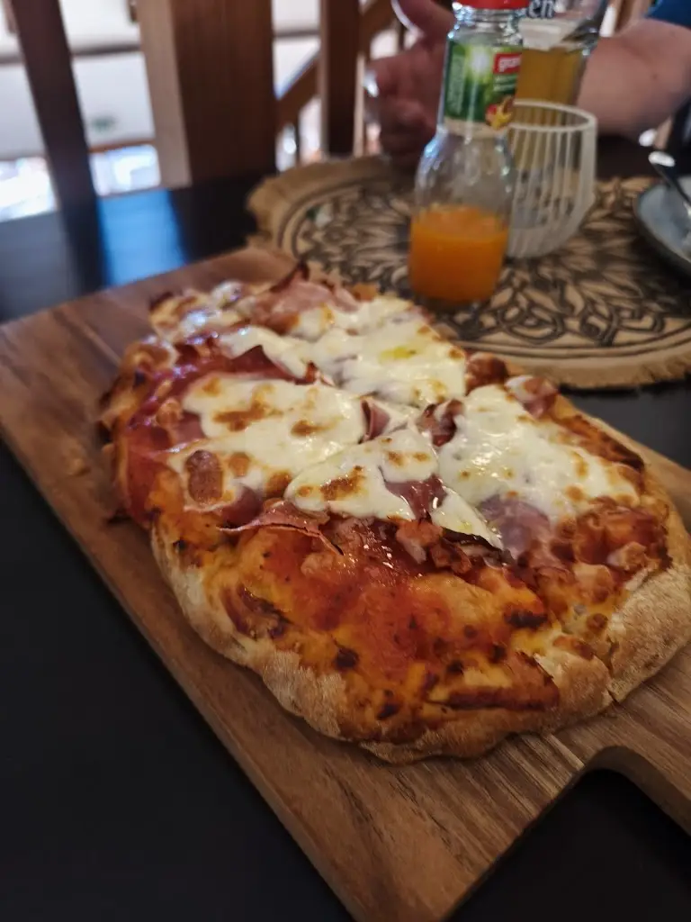 Lukáš Hromádka_Stodola Modřany_Modřany_review