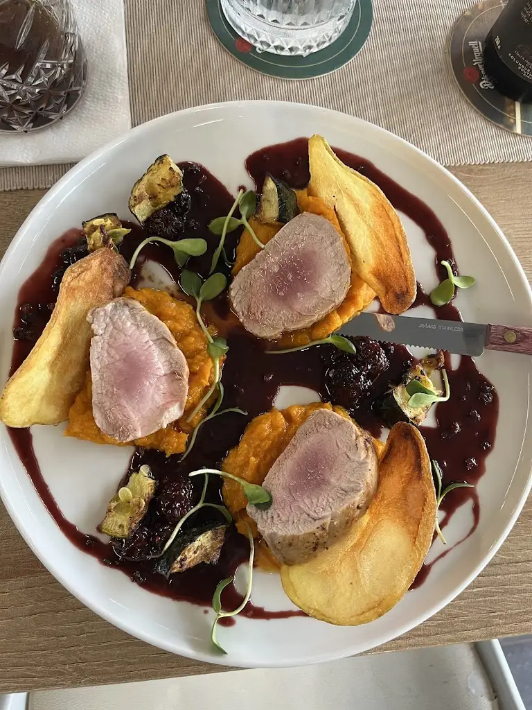 Marika vavrova_Match Point Restaurant_Modřany_review