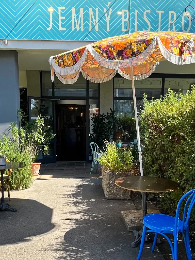 JEMNÝ BISTRO ristorante a Modřany