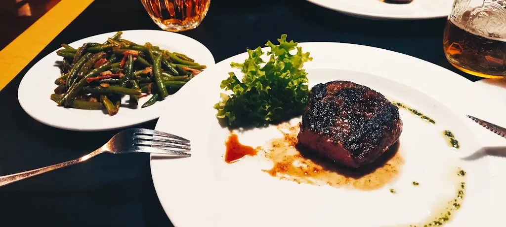 svizzera vu da oba (Swiss Cheese Deluxe)_Restaurace Hokejka_Černý Most_review