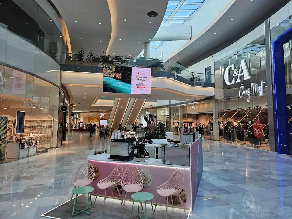 Westfield Černý Most_Černý Most_slider_image_3