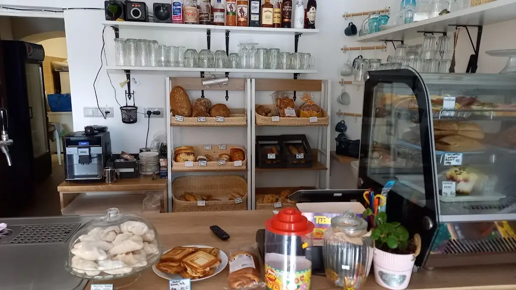 Restaurace-Bistro Mariya_Nové Hrady_slider_image_1