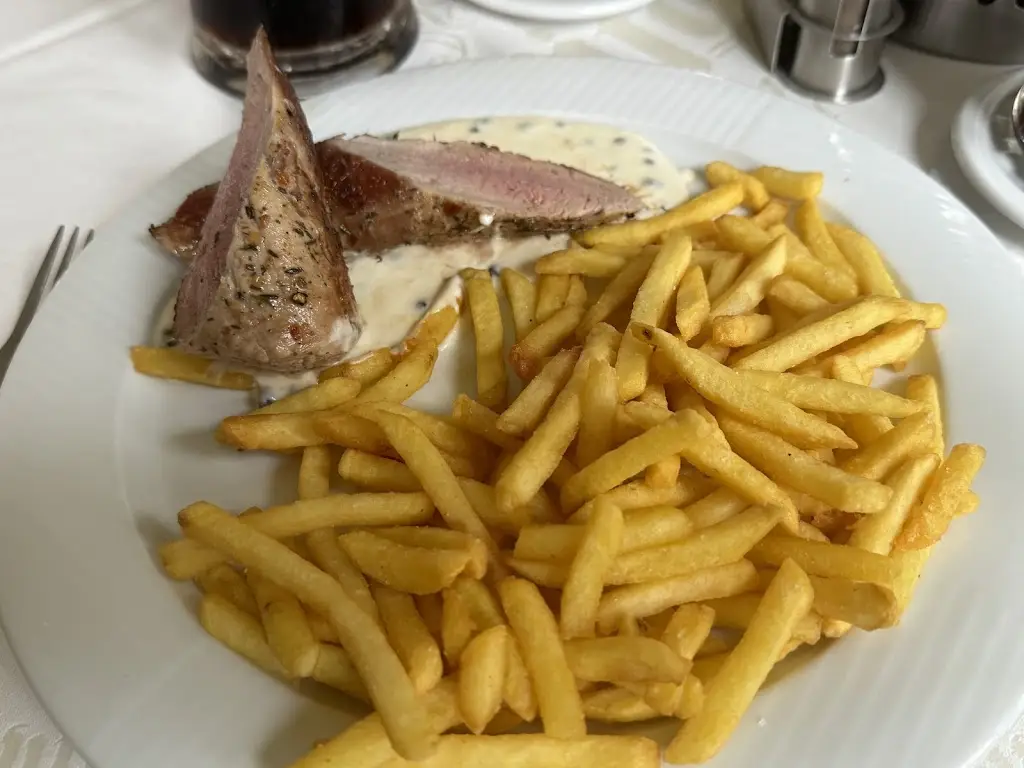 James Branam_Restaurace Delta_Kbely_review