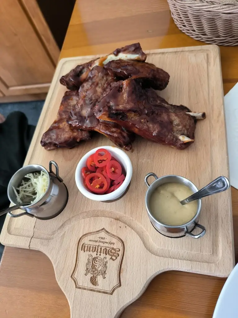 Paweł Juchnik_Restaurace Delta_Kbely_review