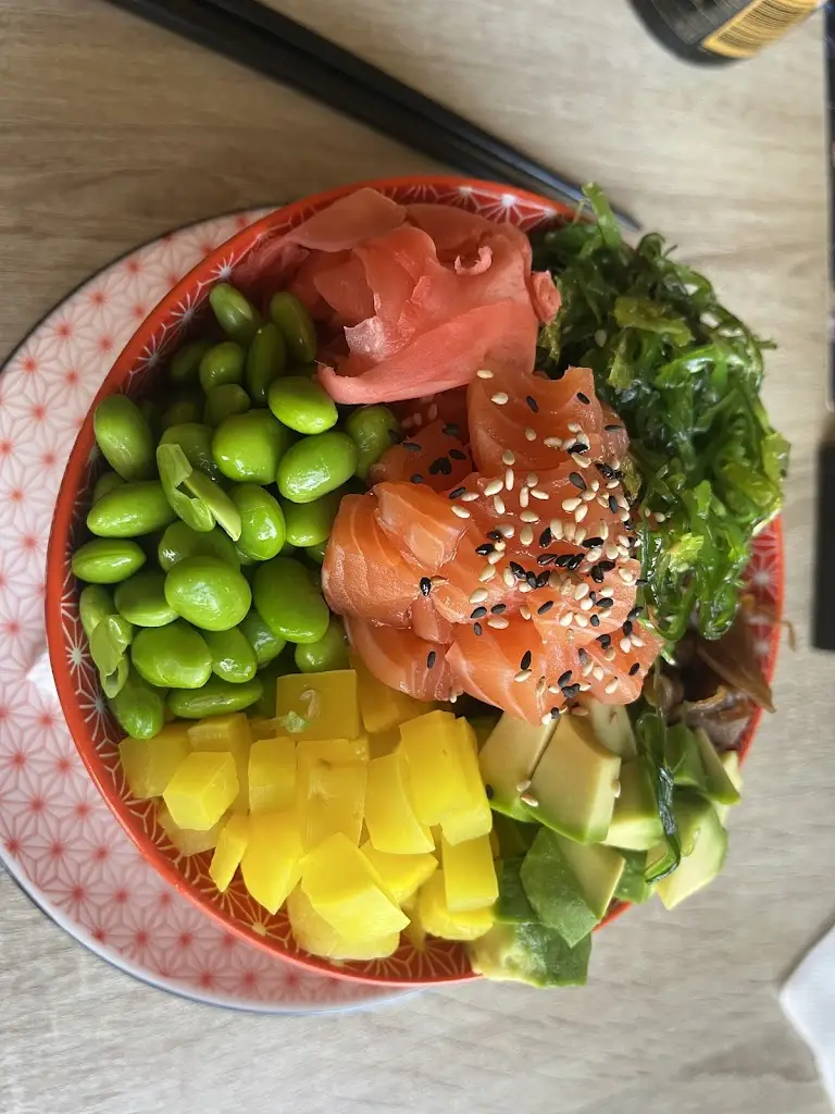 Under the Camera in Germany_Sushi BISTRO & caffé Kbely_Kbely_review