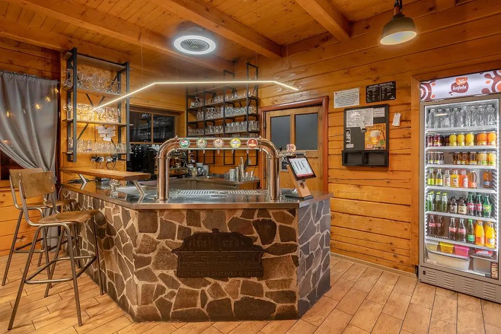 Zastávka U Srubu ristorante a Kbely