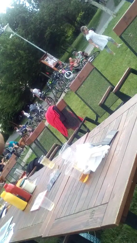 Zastávka U Srubu_Kbely_slider_image_2