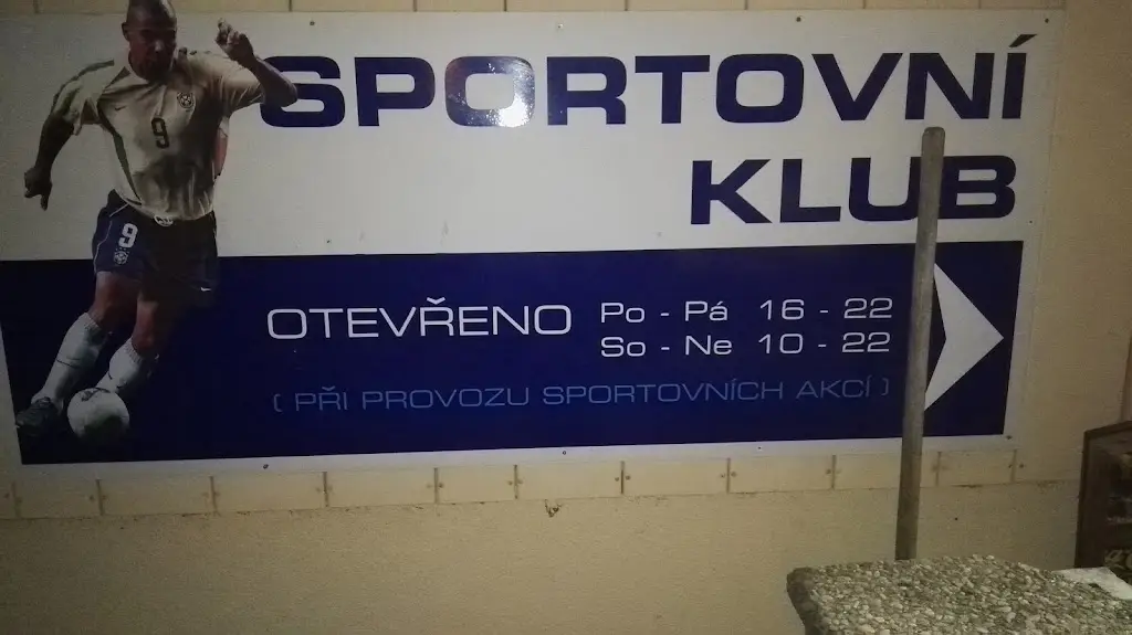 Pan Pank_Klubovna Na Hřišti Kbely_Kbely_review