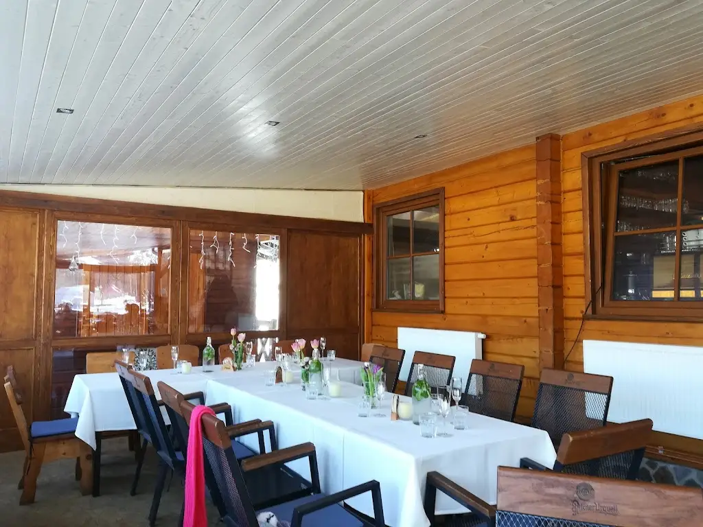 Občerstvení u Srubu ristorante a Kbely