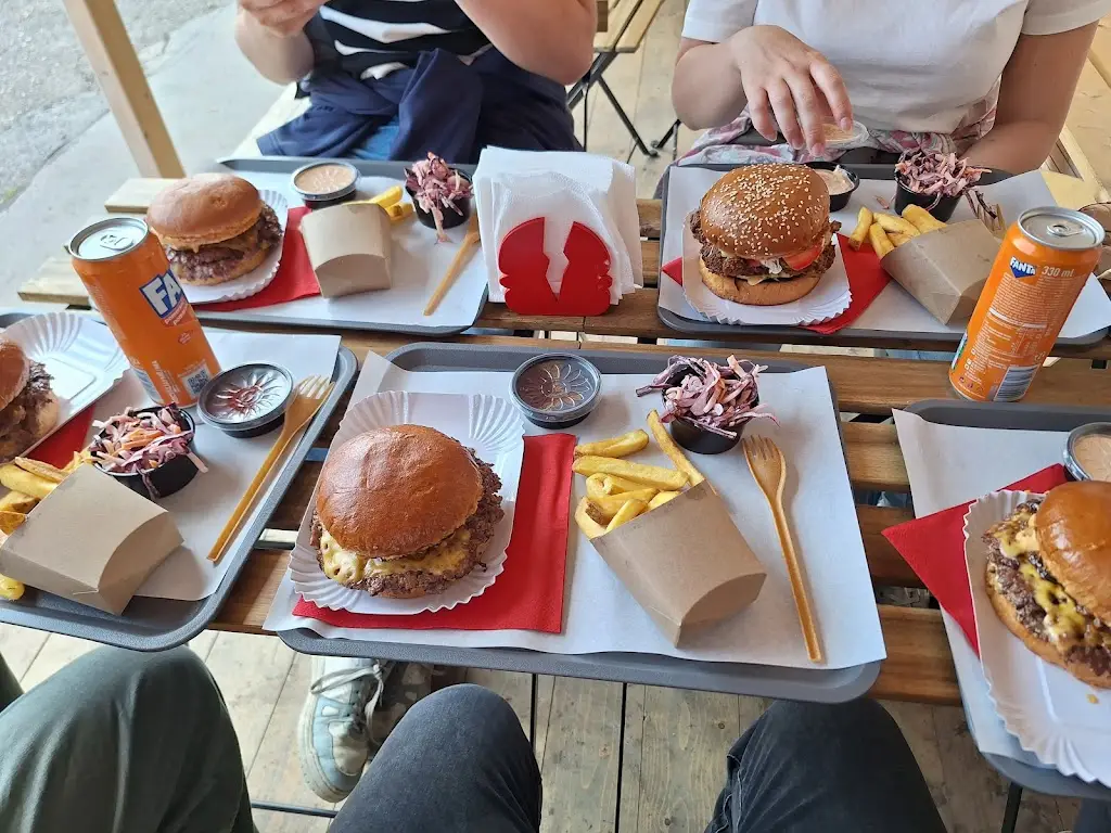 Joris D_Heart Attack Burger_Kbely_review