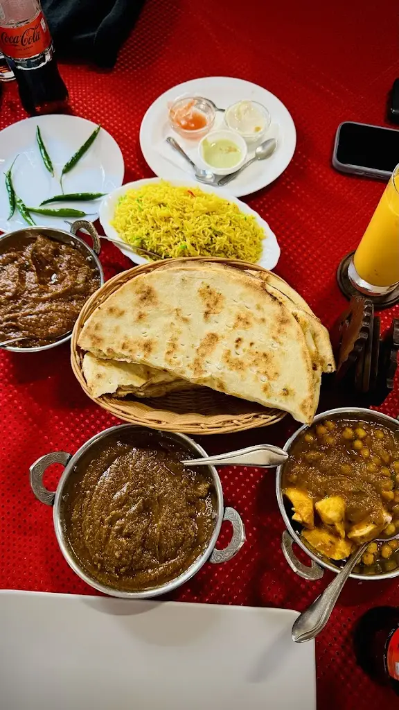 Faizan Zafar_Rana_Libeň_review