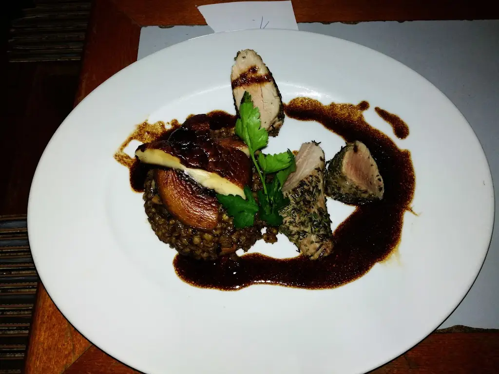 Dvůr Čertousy_Horní Počernice_slider_image_3