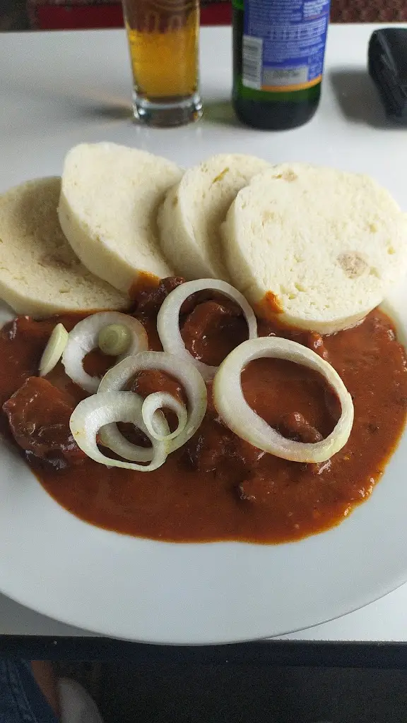 Martin Strachota_Restaurace Vagon_Horní Počernice_review