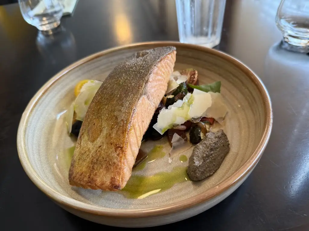 Jiří Kábele_Restaurace Sezóna_Horní Počernice_review