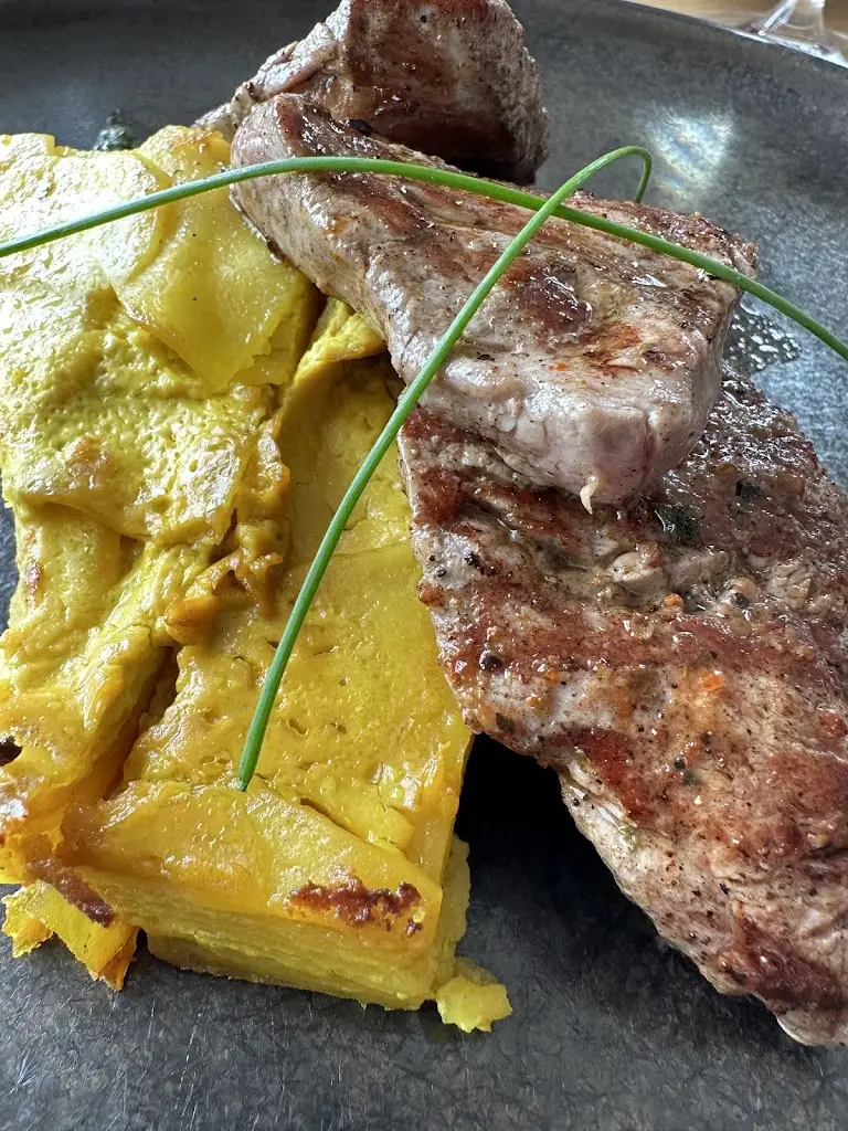 Robert Ferstl_Letňanska Terasa_Letňany_review