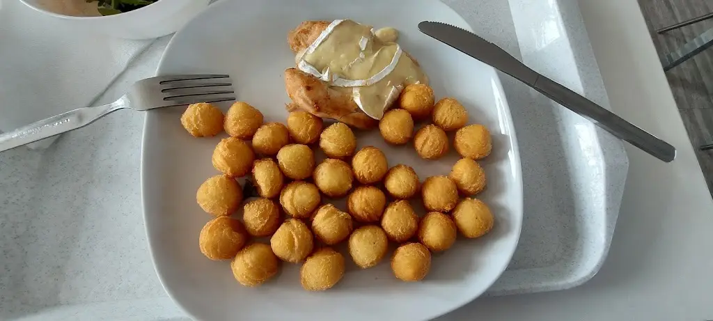 David Pacovsky_Maximum Cantina_Letňany_review