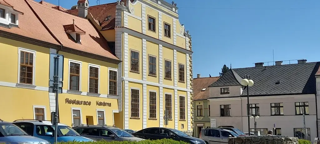 Jana Vlasakova_Buquoyská restaurace wellness hotelu Rezidence_Nové Hrady_review