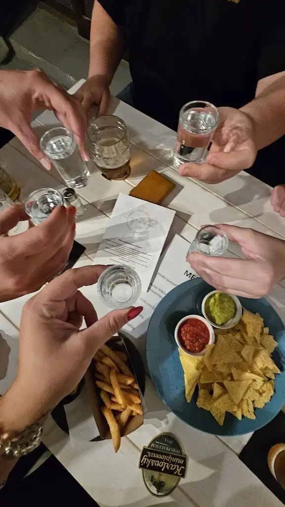 Michaela Amanda Alexa_BeerCheckpoint LETŇANY_Letňany_review