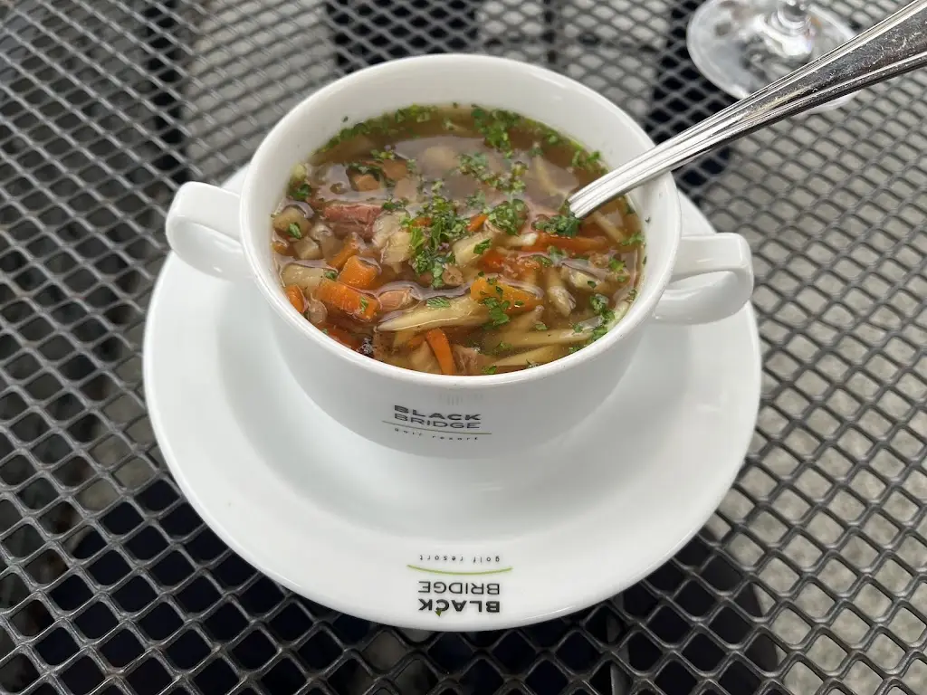 Kristyna Miratska_Black Bridge Restaurant_Dolní Počernice_review