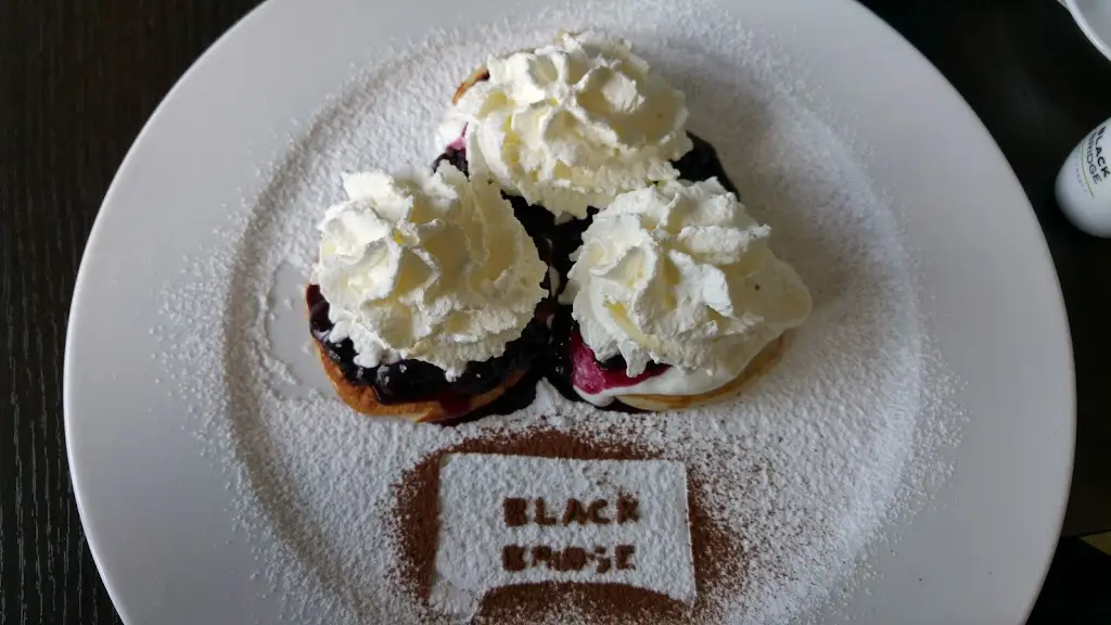 Black Bridge Restaurant_Dolní Počernice_slider_image_3