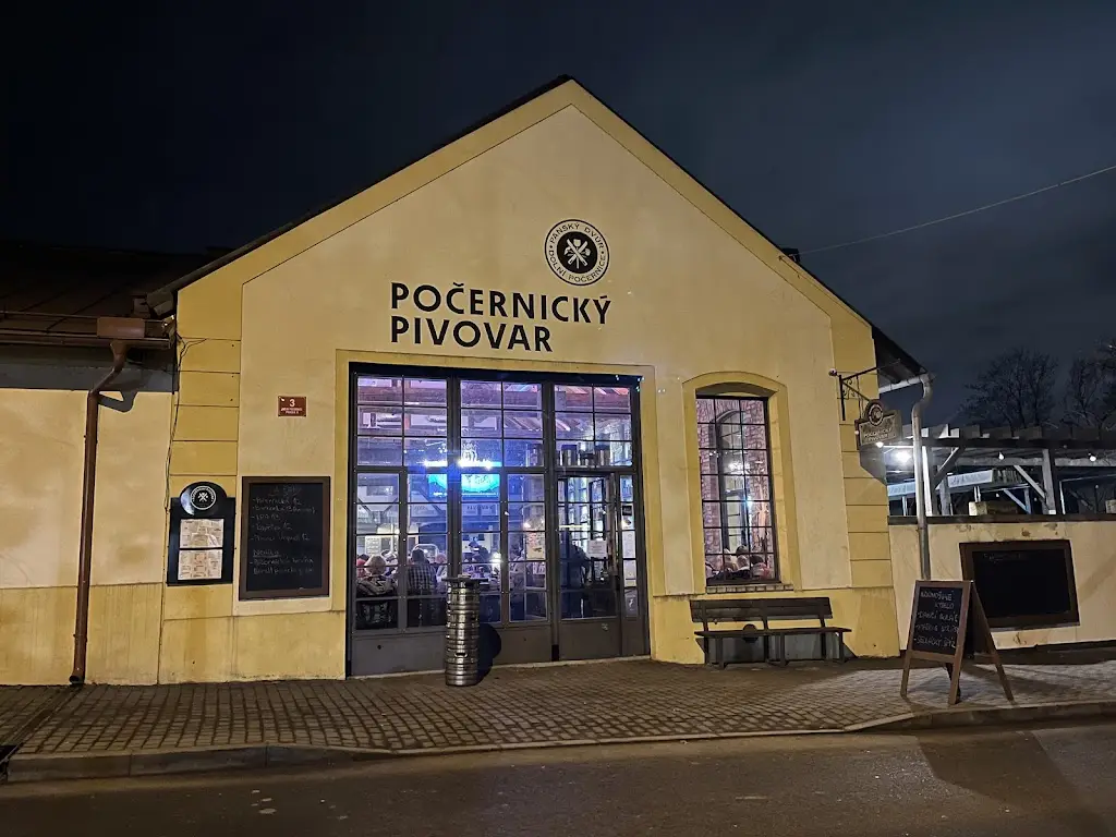 Počernický pivovar ristorante a Dolní Počernice